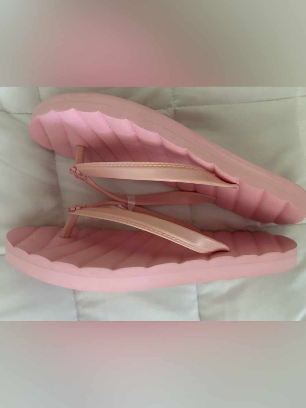 Tory Burch Kira Light Pink Quilted Flip Flop Sandals - Picture 3 of 5